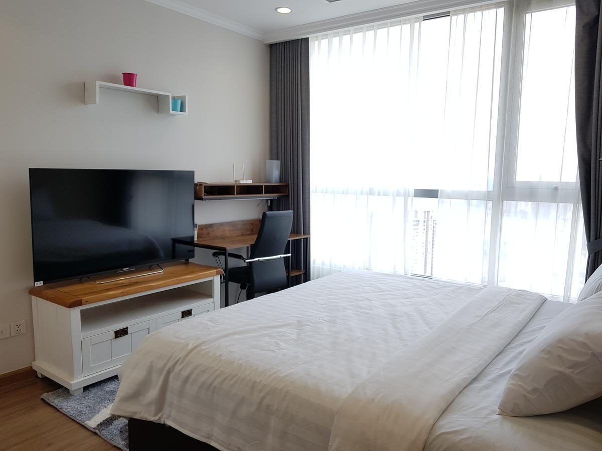The Berry Vinhomes Luxury Apartments Ho Chi Minh City Exterior photo